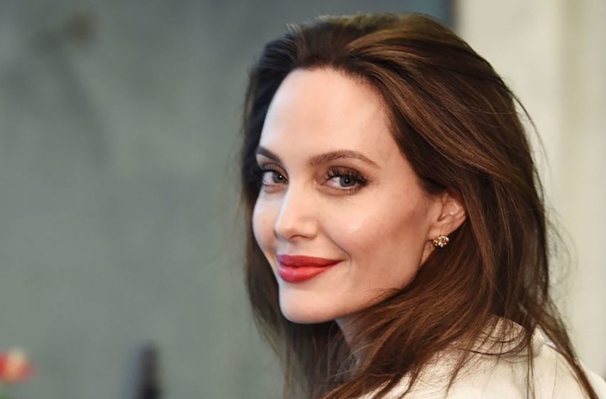  “Loin d’être parfaite” : comment se présente aujourd’hui l’une des plus belles femmes du monde – Angelina Jolie