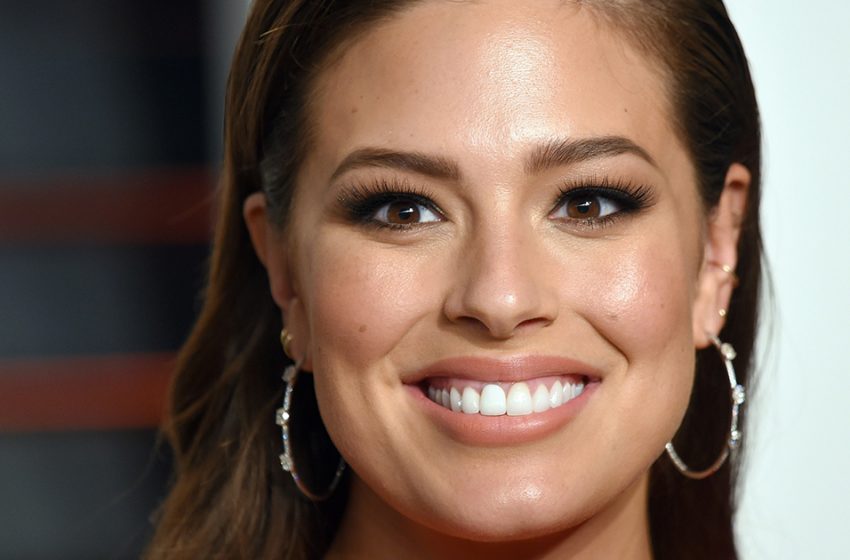  “Elle est douce et très jolie”: Le mannequin grande taille Ashley Graham a pris son envol dans une séance photo