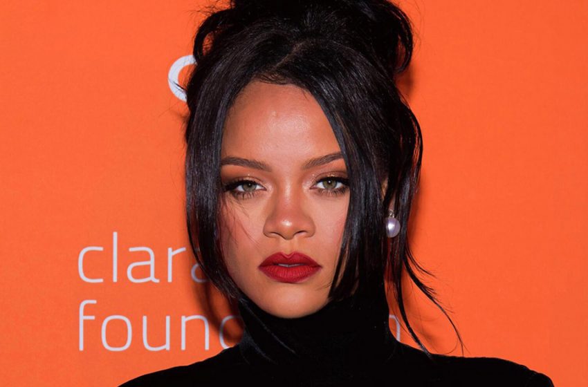  Rihanna, enceinte, s’est rendue au restaurant à moitié habillée pour son anniversaire : tous les hommes sont désormais jaloux de son fiancé.