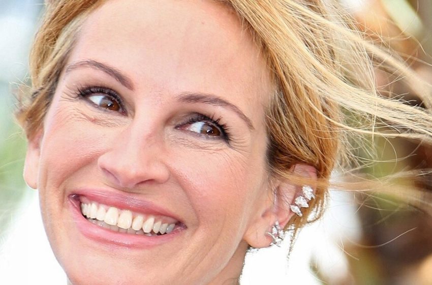  “De toute évidence, elle ne s’attendait pas à une séance photo”: des paparazzi cachés ont filmé Roberts en maillot de bain