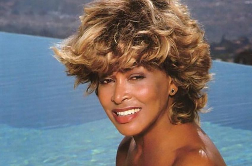  Elle a perdu ses 2 fils: À quoi ressemble Tina Turner, 83 ans, aujourd’hui et que fait-elle ?