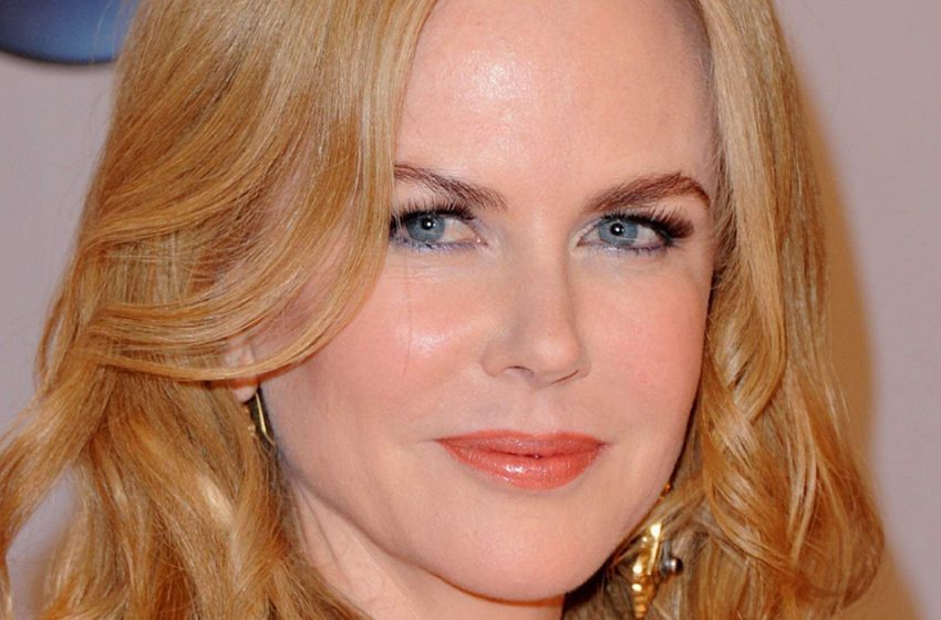  Tenue en dentelle et boucles coquines: Nicole Kidman transformée pour une séance photo au printemps