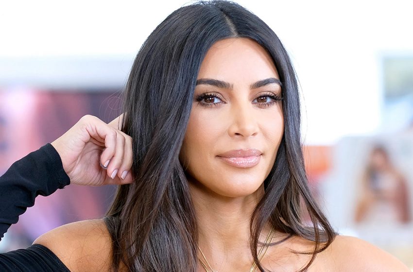  Un visage complètement différent : Kim Kardashian s’est montrée sans maquillage