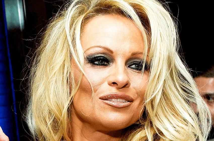  “Qu’ils sont beaux !” : à quoi ressemblent aujourd’hui les fils maintenant adultes de Pamela Anderson
