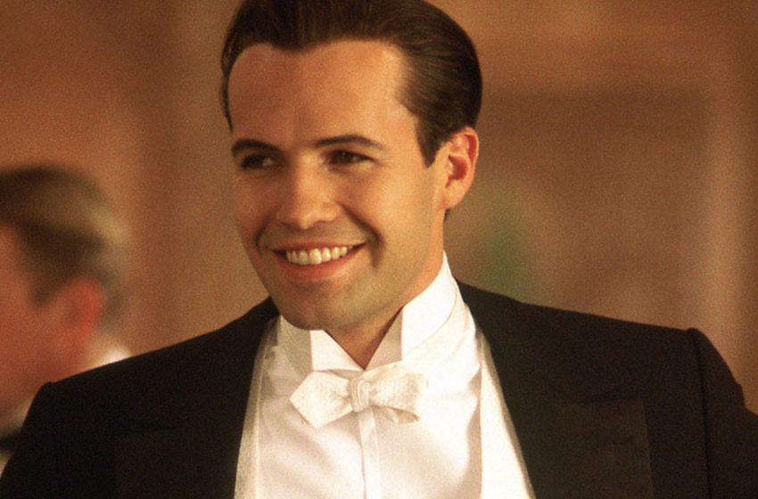  Âgé, flasque et chauve! Le beau Billy Zane a changé au-delà de toute reconnaissance