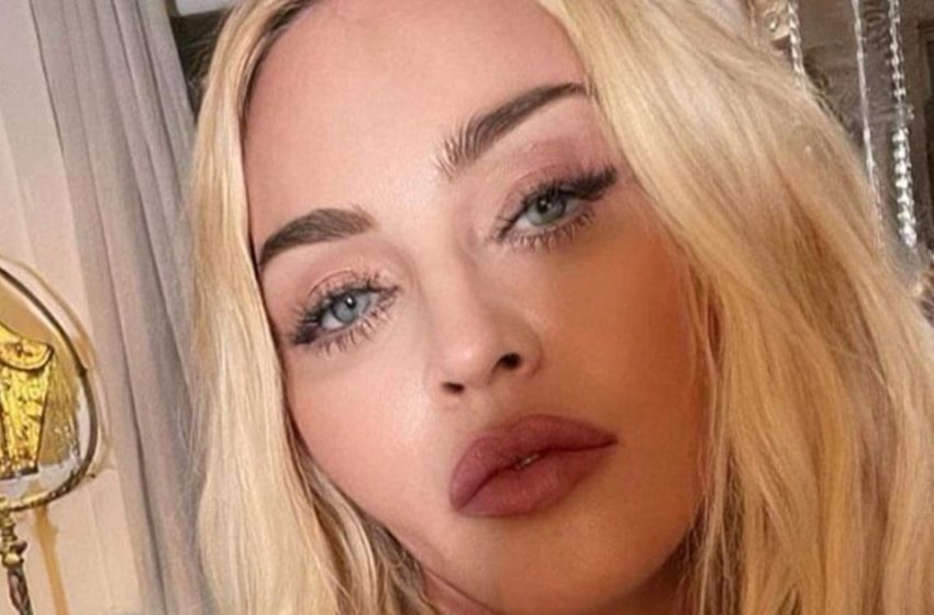  “En bas et avec un fouet.” Madonna, 64 ans, est devenue publique sans pantalon