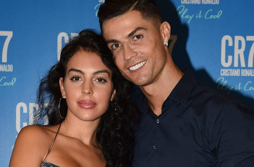  “Reine de beauté.” Ronaldo a montré sa femme dans un petit body