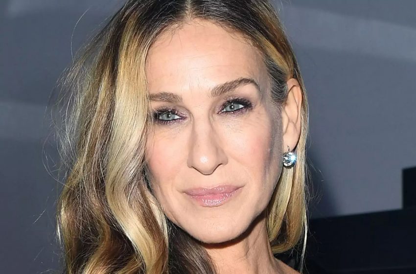  Sarah Jessica Parker a retrouvé ses partenaires lors de la fête organisée pour le 25e anniversaire de la série