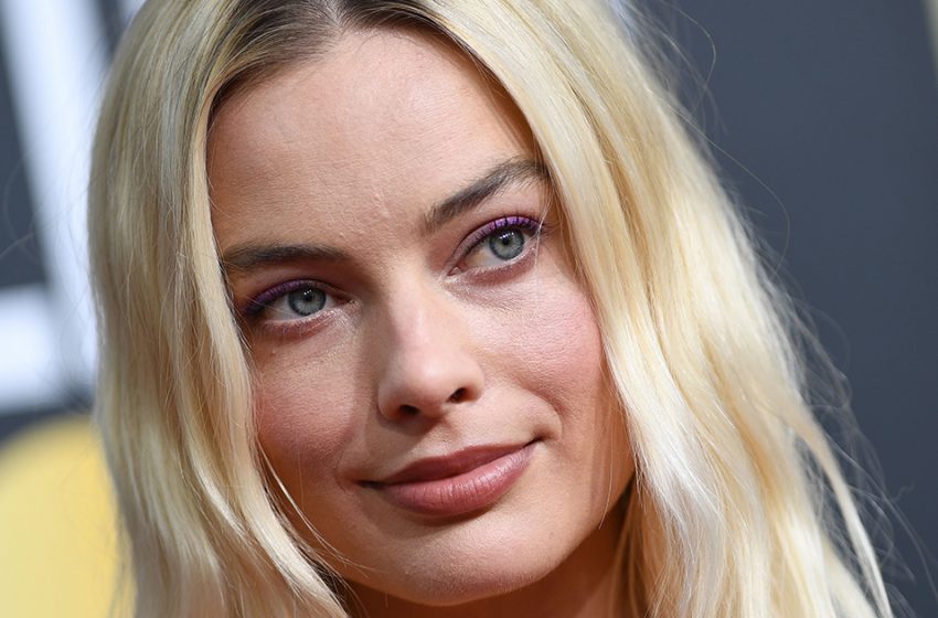  La remise en question des normes de beauté : La sortie à la plage de Margot Robbie suscite le débat et remet en cause les attentes irréalistes