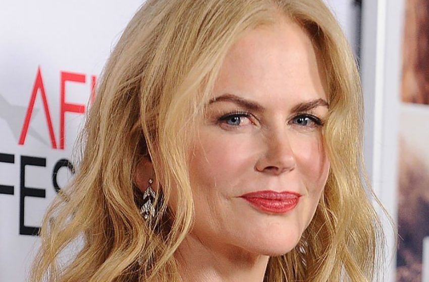  «Les hommes ne la désignent pas comme la plus chaude pour rien !» : Les fans étaient ravis de l’apparence séduisante de Kidman en maillot de bain