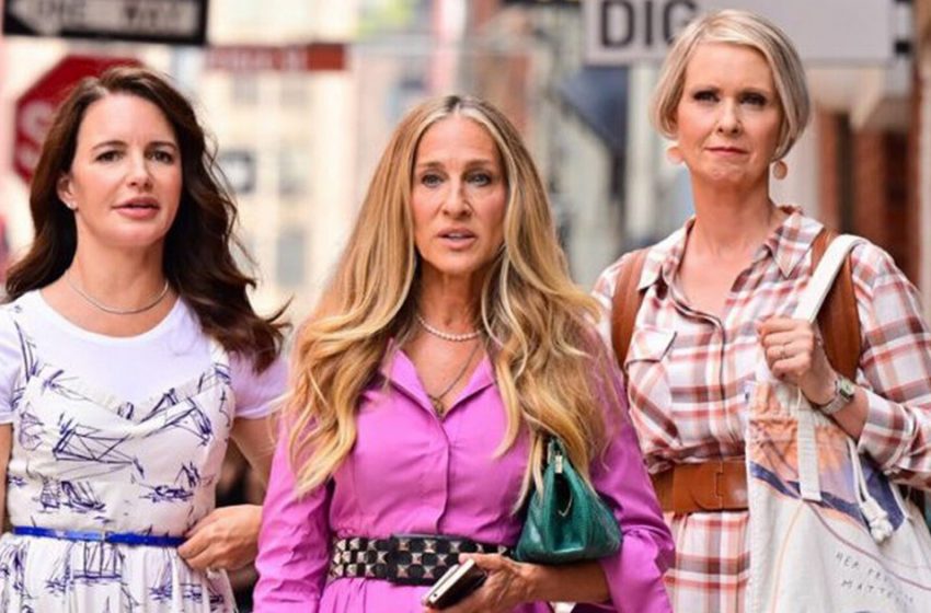  Miranda se déshabille dans la baignoire et Charlotte se met seins nus : les premières images de la suite de Sex and the City ont été dévoilées