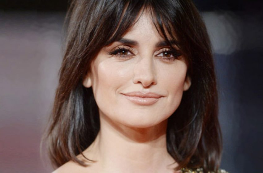  Pas encore une vieille dame : Penelope Cruz, âgée de 49 ans, affiche sa beauté et son charme en vacances