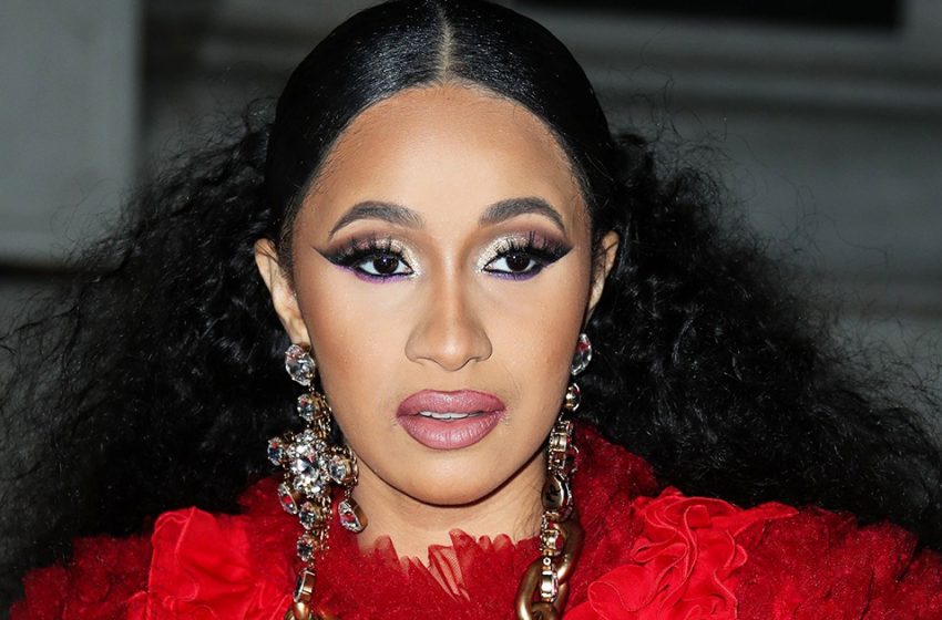  La diva hollywoodienne Cardi B a éclipsé les Kardashian avec sa silhouette en body