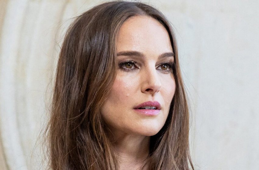  C’était sa première apparition publique depuis qu’elle a trompé son mari : Natalie Portman est apparue à la Semaine de la mode de Paris