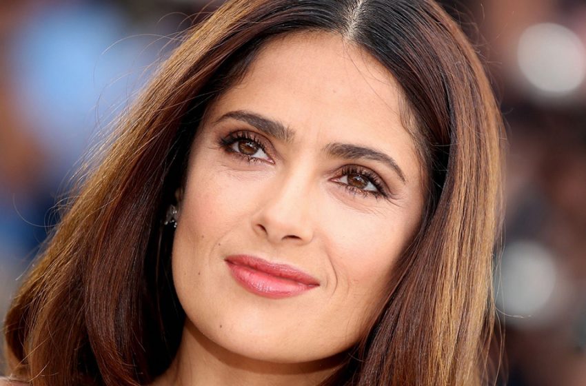  Leur différence d’âge n’est que de 4 ans. Le mari milliardaire de Salma Hayek a l’air d’un grand-père à côté d’elle.