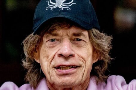 Hän on tarpeeksi nuori ollakseen hänen tyttärensä: 79-vuotiaan Mick Jaggerin kihlattu hurmaa kauneudellaan.