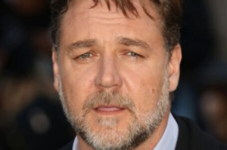 Miten 60-vuotias Russell Crowe elää ja näyttää tänään: “Kurki silmäys hänen elämäänsä nyt!”