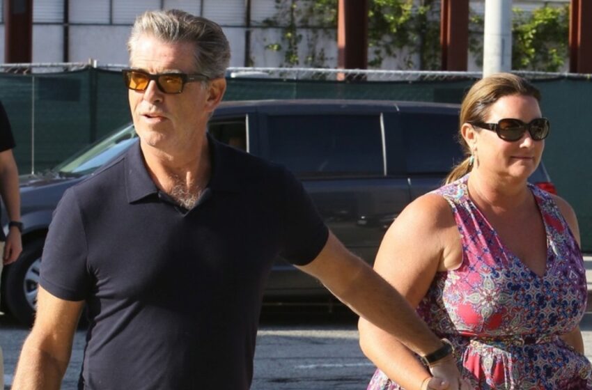 Pierce Brosnanin vaimo, 61-vuotias Keely Shaye Smith, hämmästyttää ulkonäöllään painonpudotuksen jälkeen: Mikä on juttu hänen ‘kummallisessa’ kävelytyylissään?