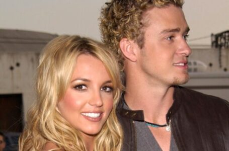43-vuotias Britney Spears “rappeutuu ja on vajonnut pohjalle”, fanit sanovat — katso kuvat