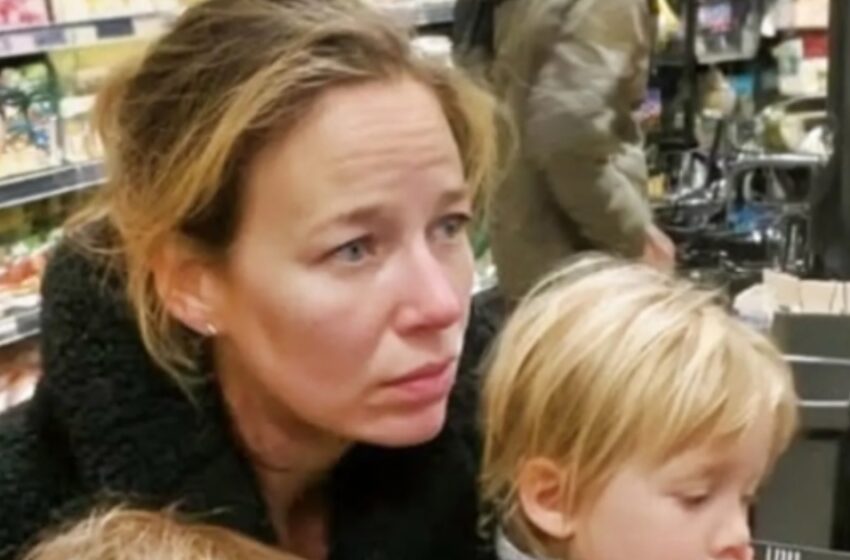  Ystävällisyys Kassatiskillä: Odottamaton Tarina Yhdestä Yksinkertaisesta Hyvänteosta!